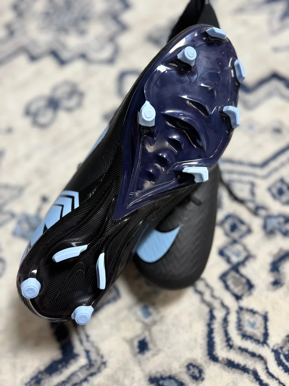 Nike Phantom GT2 Elite FG Men’s 9.5 Black Blue Soccer Cleats Football Boots NWT